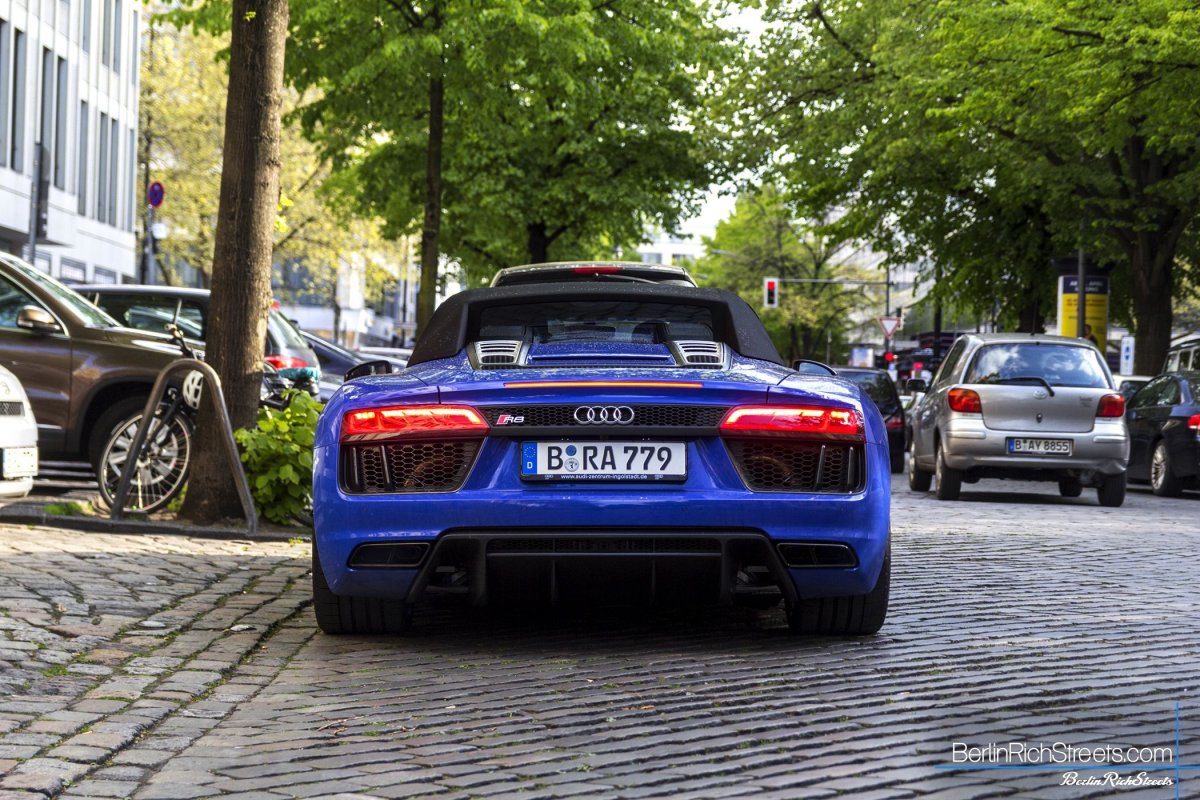 Audi R8 V10 Spyder (2016) spotted in Berlin — BerlinRichStreets